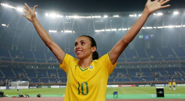 البرازيلية مارتا تواصل تواجدها في قائمة افضل اللاعبات 