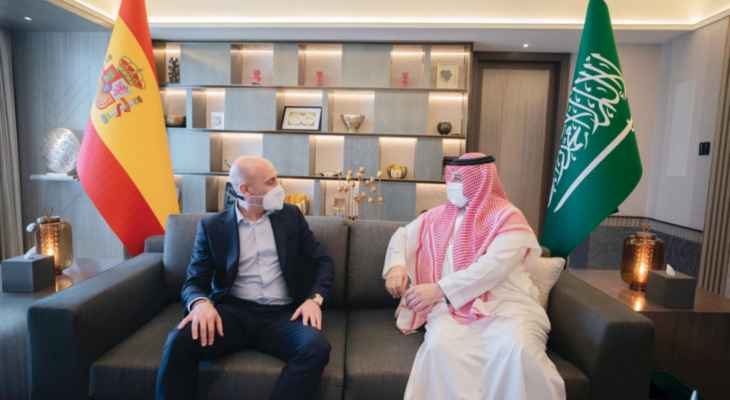 اجتماع كروي اسباني سعودي لتعزيز العلاقات