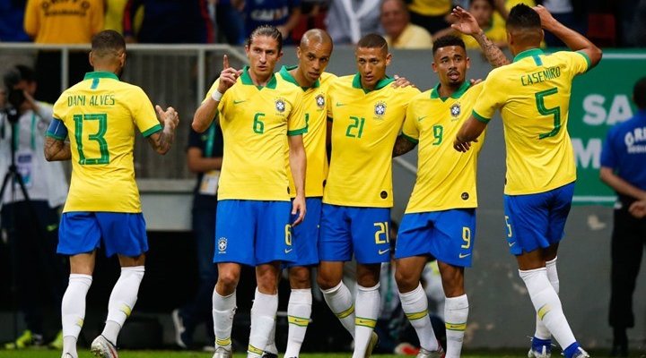 البرازيل تفوز وديا على قطر ونيمار يخرج مصابا ونتائج مباريات اخرى