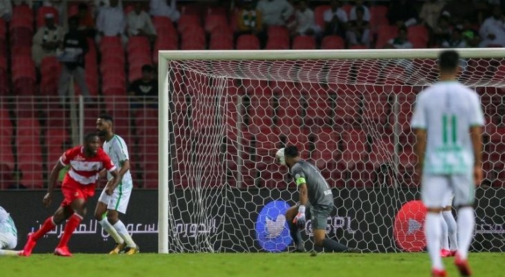 خاص: خطة كارينيو وغياب الحلول لدى غروس رجحت كفة الوحدة أمام الأهلي في قمة مباريات الدوري السعودي