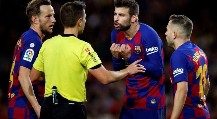 برشلونة قرر الإستئناف ضد بطاقة بيكيه الصفراء