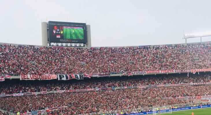تعليق مباراة في الدوري الارجنتيني بعد وفاة احد المشجعين