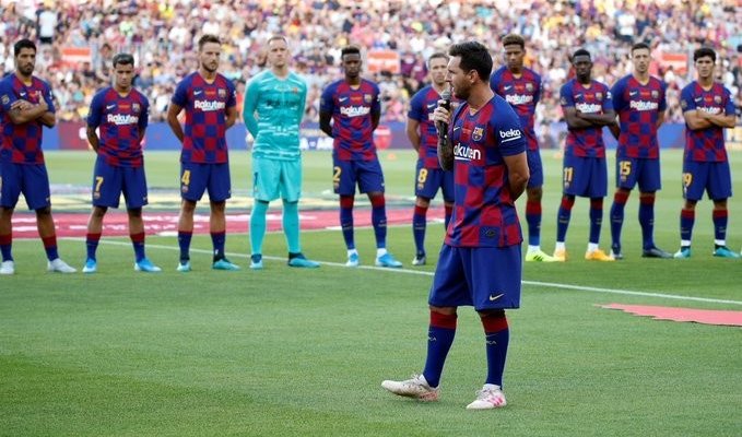 ميسي يكرر وعده لجماهير برشلونة
