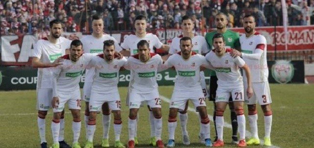 شباب بلوزداد يُتوج بطلا للشتاء في الدوري الجزائري