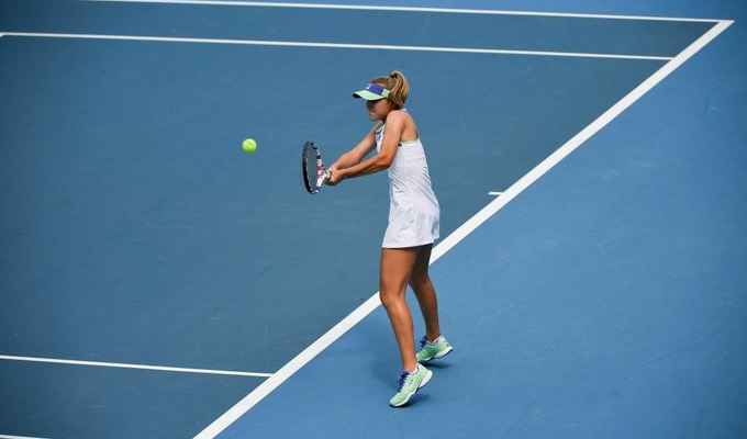 صوفيا كينين تطيح بتشانغ وتواصل التقدم في بطولة استراليا