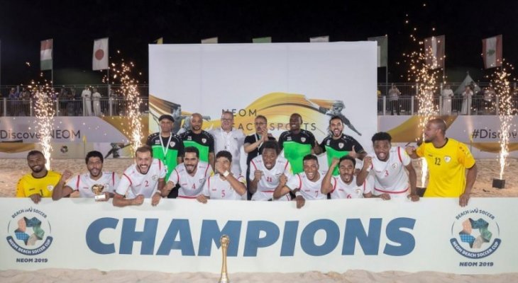 عودة المنتخب العماني بعد احرازه لقب بطولة نيوم لكرة القدم الشاطئية