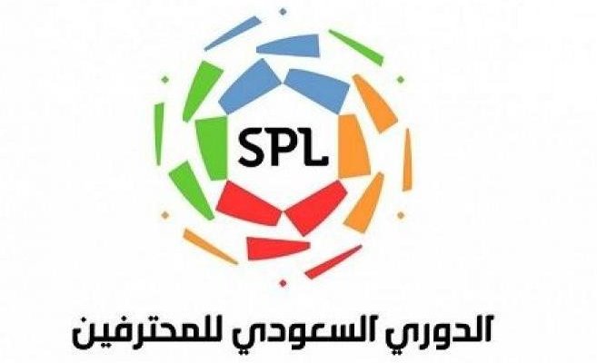 صافرة محلية تضبط جولتين في الدوري السعودي 