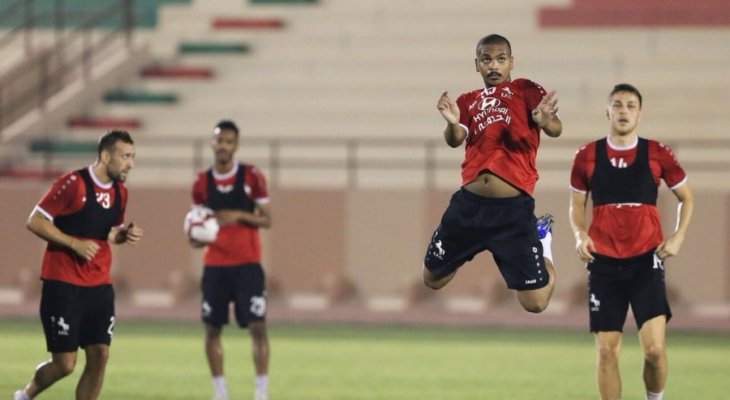 لقطات من الحصة التدريبية للاعبي الاتفاق السعودي