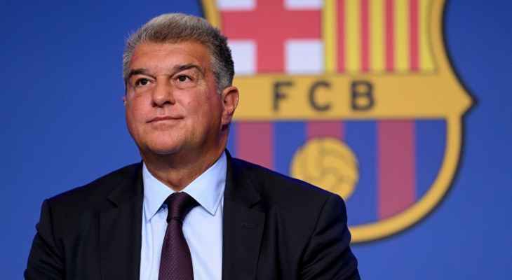 برشلونة يؤجل موعد اتخاذ قرار بشأن المدرب الجديد