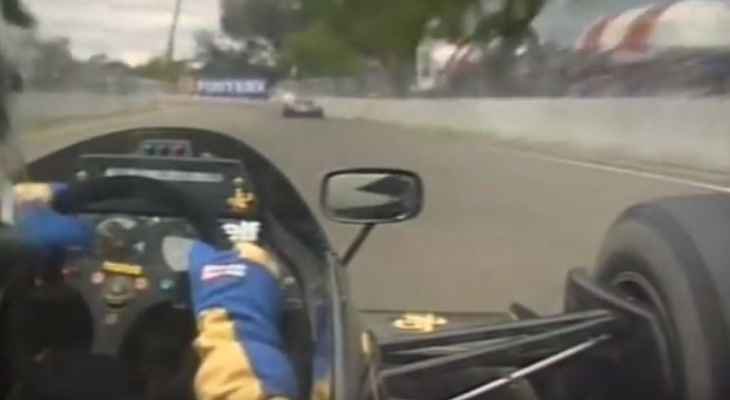 حنين الى ماضي الفورمولا 1 : جوني دامفريز في سيارة لوتس