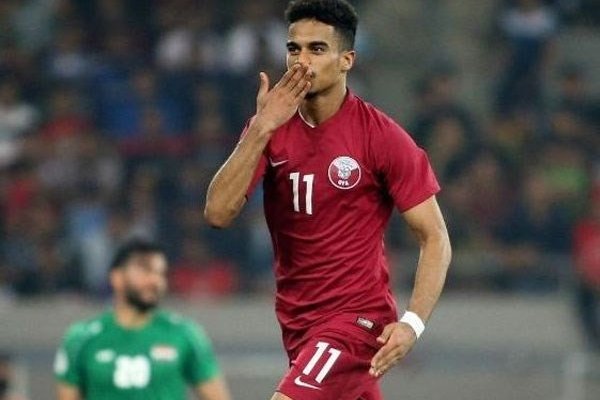 لاعب قطر يبارك للسعودية بعد الإقصاء من خليجي 24 