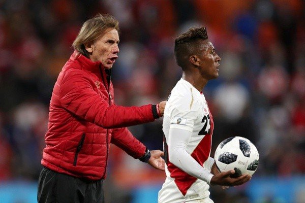مدرب البيرو : اداءنا كان رائعاً امام المنتخب الفرنسي
