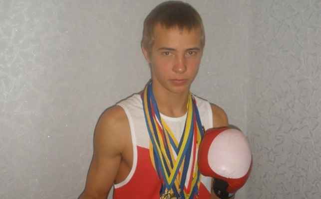 وفاة بطل الملاكمة الأوكراني في الحرب مع روسيا