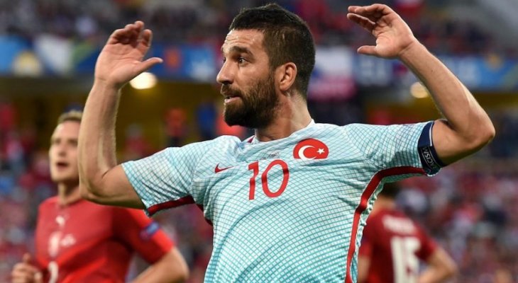 توران خارج تشكيلة المنتخب التركي في تصفيات نهائيات كاس العالم