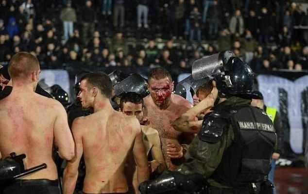 اعتقالات على خلفية شغب ديربي بلغراد 