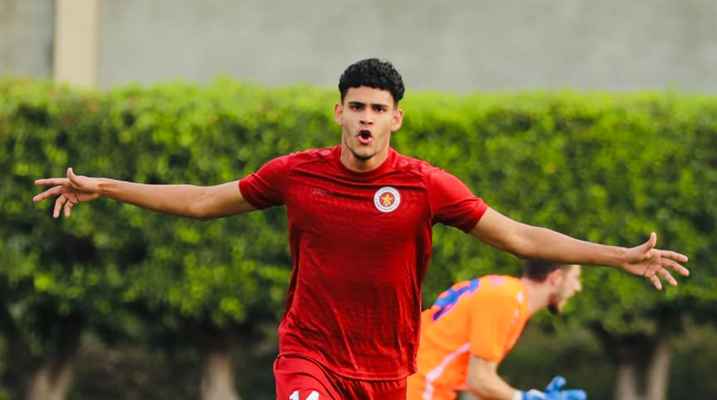 الدوري اللبناني لكرة القدم: جيفينو يقود النجمة الى الفوز على شباب الساحل