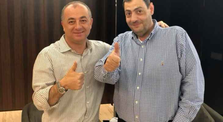 الحلبي يشكر بو صعب على دعمه للمنتخب اللبناني