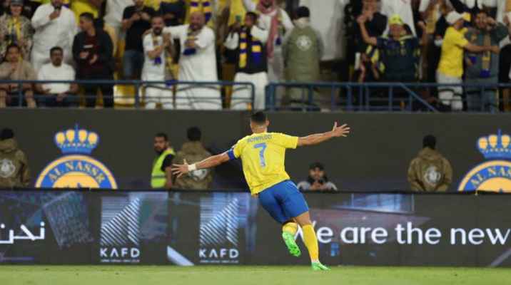 كاس خادم الحرمين الشريفين: النصر يهزم الخليج بثلاثية مذهلة ويتوجه الى النهائي