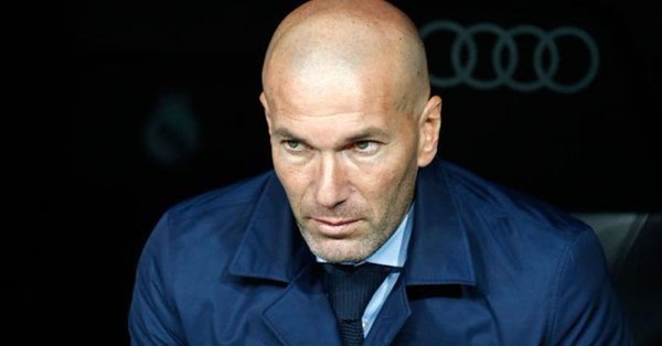 ادارة ريال مدريد قلقة بسبب اقتراب زيدان من السان جيرمان 