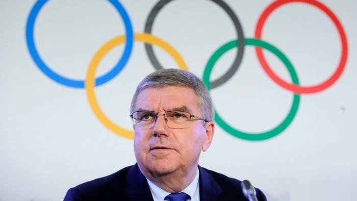 رئيس اللجنة الأولمبية الدولية يوجه رسالة الى الرياضيين