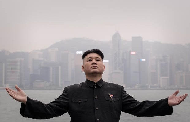 زعيم كوريا الشمالية كيم جونغ أون يريد استضافة كأس العالم والأولمبية