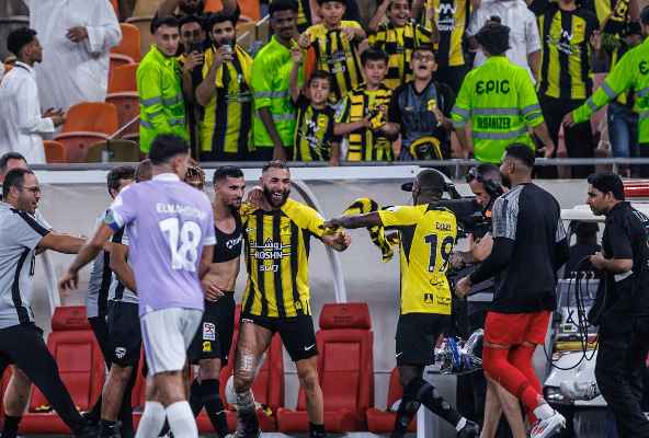 الدوري السعودي: فوز قاتل لاتحاد جدة امام التعاون وانتصار الشباب والرياض