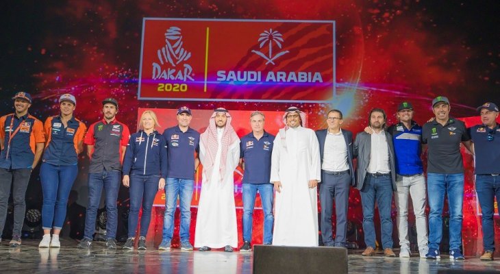 نجوم &quot;رالي داكار&quot; العالمي متشوقون لإقامة السباق في السعودية   