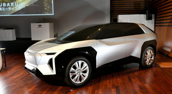 تعاون بين سوبارو وتويوتا لإنتاج سيارة كهربائية
