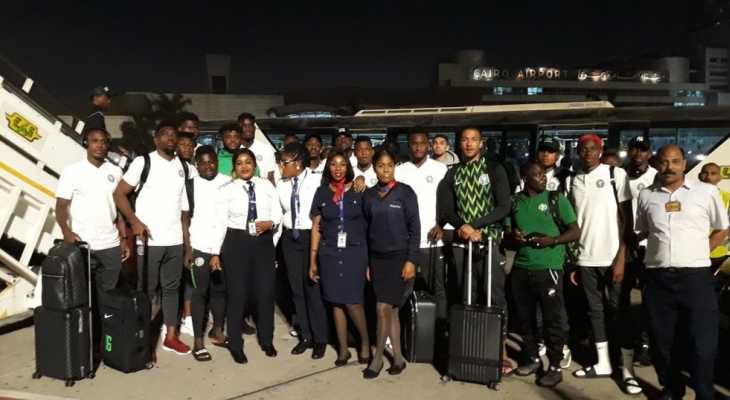 منتخب نيجيريا يصل مصر استعدادا لكأس الأمم الافريقية