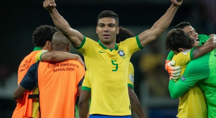 كاسيميرو سعيد بالفوز على الارجنتين ويؤكد استعداد البرازيل للنهائي 