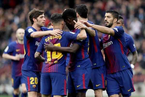 برشلونة يعوّض جزءاً من اخفاقه الاوروبي بتعزيز صدارته بعد الفوز امام فالنسيا‎ 