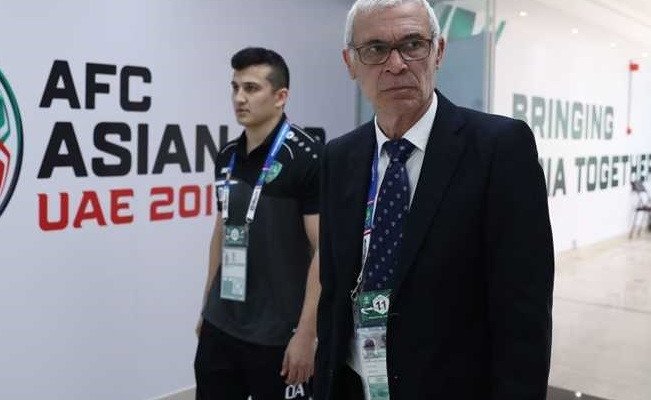 مدرب أوزبكستان: توقعنا الأداء القوي من عمان 
