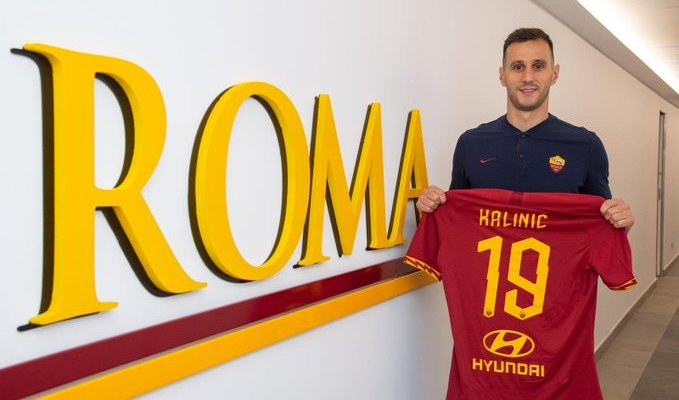 كالينيتش يحمل القميص رقم 19 مع روما