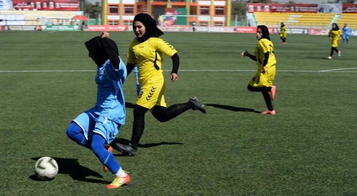إيقاف مسؤولين في الاتحاد الأفغاني بعد اتهامات بالاستغلال الجنسي للاعبات 