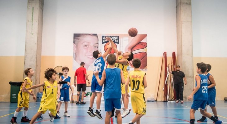 انطلاقة مميزة لدورة انطوان غريب في كرة السلة بمشاركة كبيرة للفئات العمرية