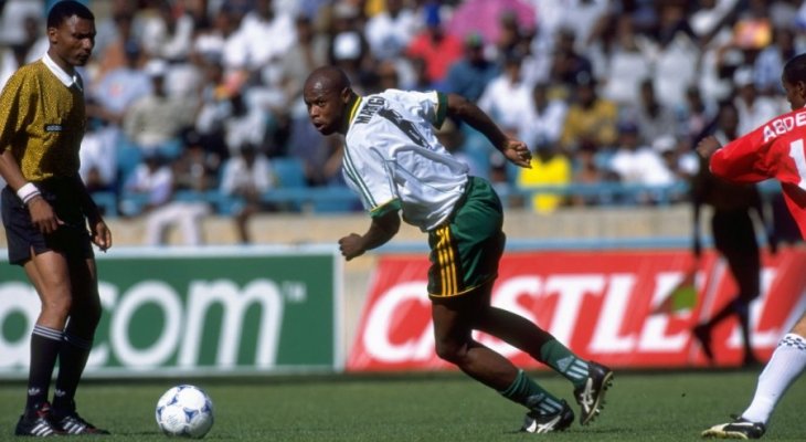 وفاة اللاعب الجنوب أفريقي السابق فيل ماسينجا