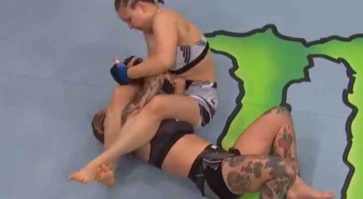 ملاكمة UFC تخلع يد خصمتها بعد 42 ثانية