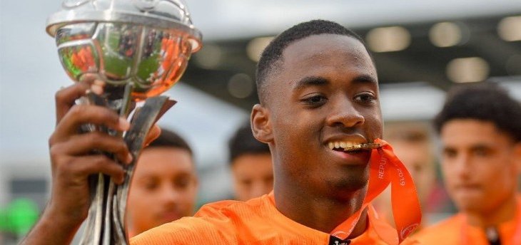 هولندا تحافظ على لقب كأس أوروبا تحت 17 عاما
