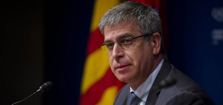نائب رئيس برشلونة يستقيل من منصبه