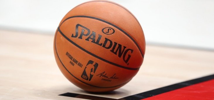 الرابطة الوطنية لكرة السلة تنهي حقبة سبولدينغ بعد 37 عاماً