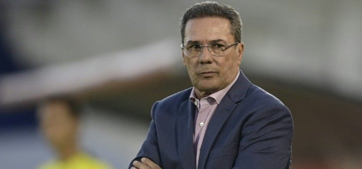 المدرب السابق للبرازيل لوكسمبورغو مصاب بفيروس كورونا 