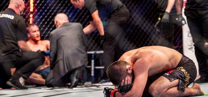 نورمحمدوف: اعلن اعتزالي واطالب UFC بمنحي لقب المقاتل رقم 1