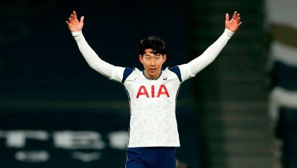 سون يفوز بجائزة أفضل لاعب كوري جنوبي للمرة الخامسة