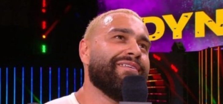 روسيف ينتقم من WWE وينضم إلى AEW