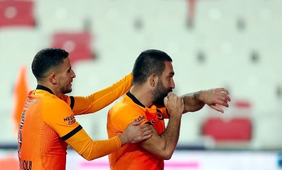 الدوري التركي: غلطة سراي يفوز على سيفاس سبور